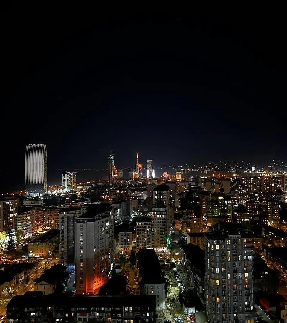 Квартира С Шикарным Видом И Отдельной Спальней Batumi